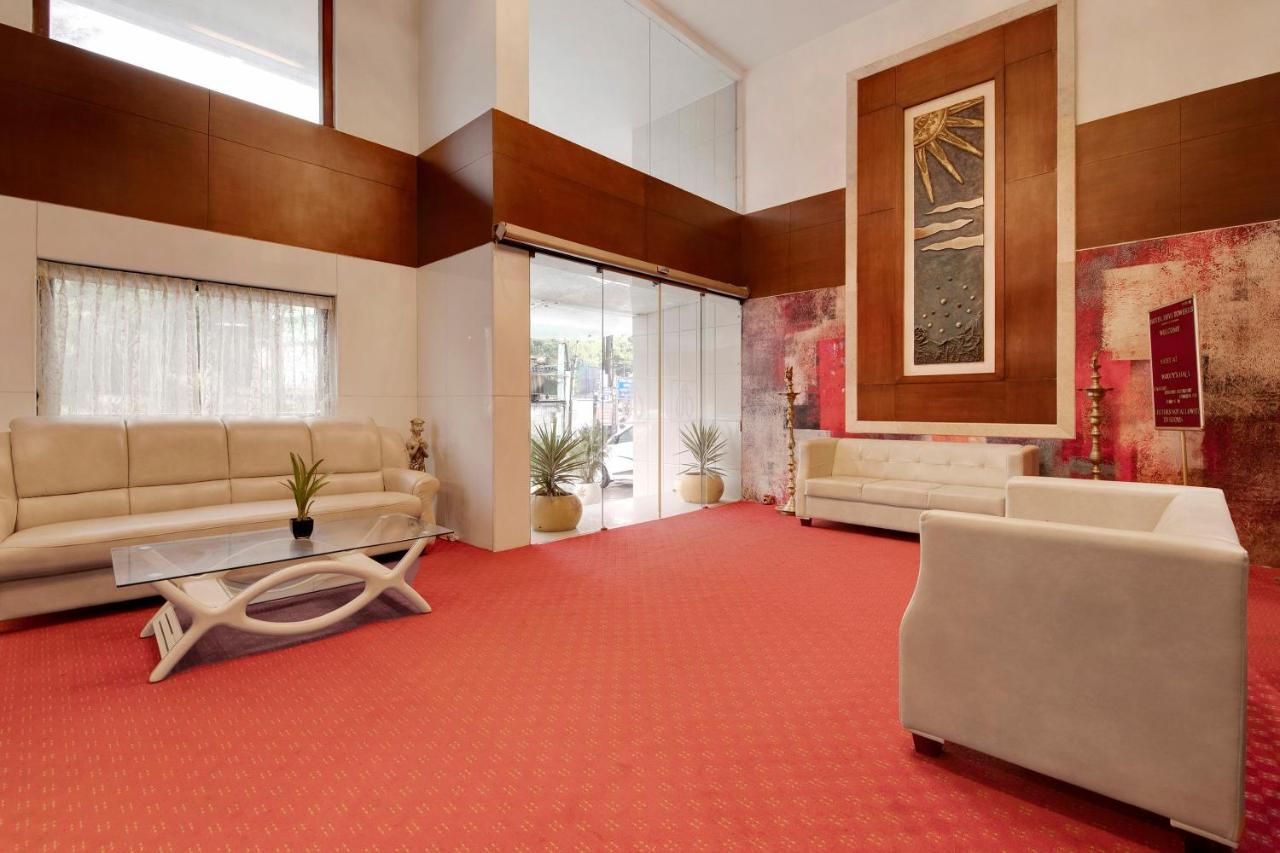 Capital O 41646 Hotel Devi Towers Salem Bagian luar foto