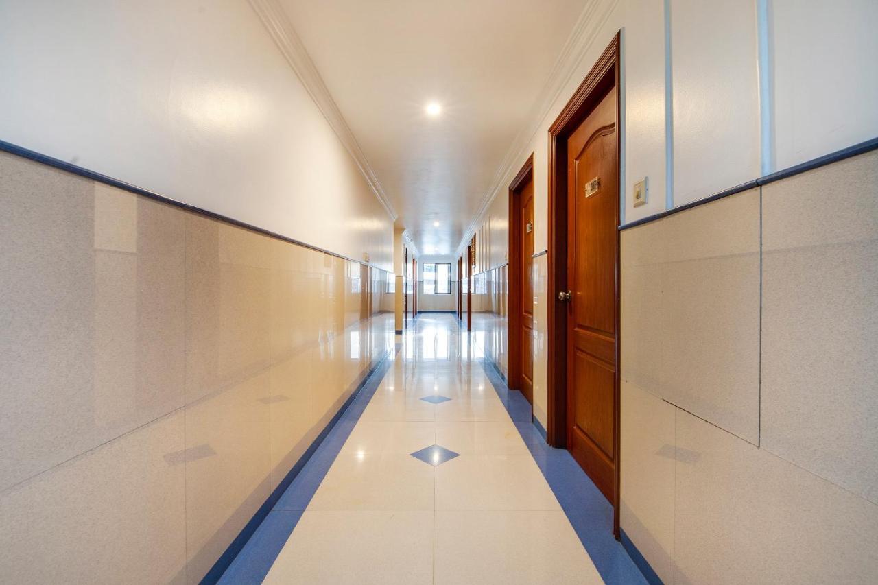 Capital O 41646 Hotel Devi Towers Salem Bagian luar foto