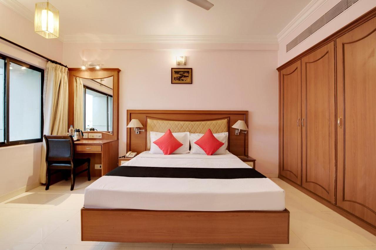 Capital O 41646 Hotel Devi Towers Salem Bagian luar foto