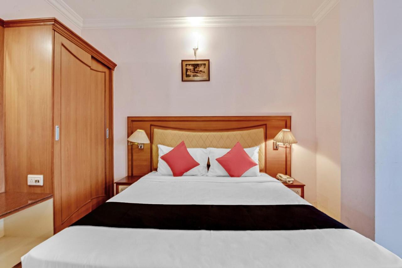 Capital O 41646 Hotel Devi Towers Salem Bagian luar foto